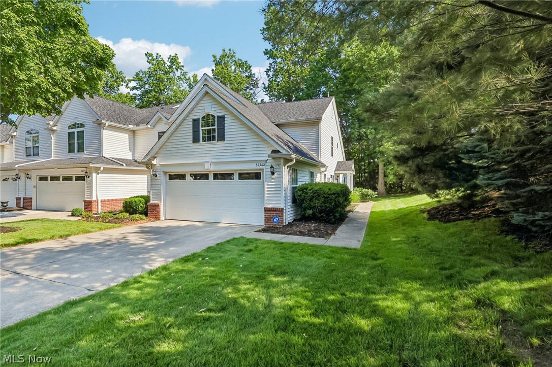 Avon OH, 36362 N Reserve Circle