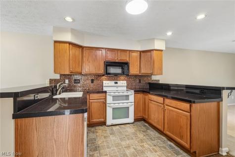 36362 N Reserve Circle Avon OH 44011