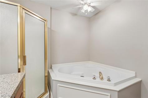 36362 N Reserve Circle Avon OH 44011