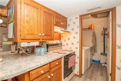 3070 Lancer Street NW North Canton OH 44720
