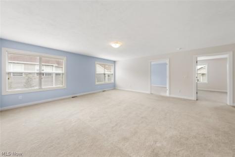 152 Larimar Drive Willowick OH 44095