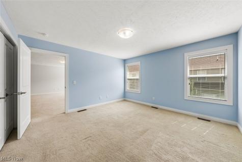 152 Larimar Drive Willowick OH 44095