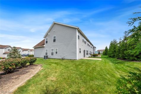152 Larimar Drive Willowick OH 44095