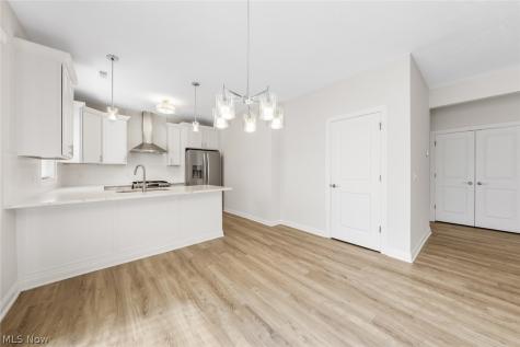 152 Larimar Drive Willowick OH 44095
