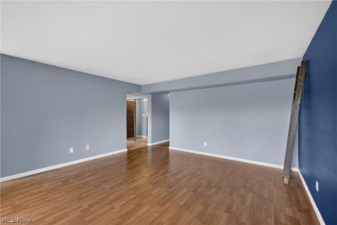 6320 Greenwood Northfield OH 44067