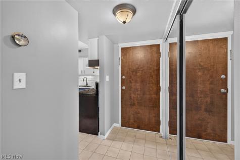 6320 Greenwood Northfield OH 44067