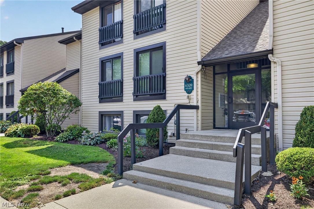 6320 Greenwood Northfield OH 44067