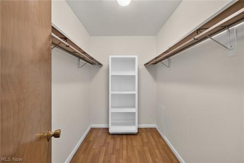 6320 Greenwood Northfield OH 44067