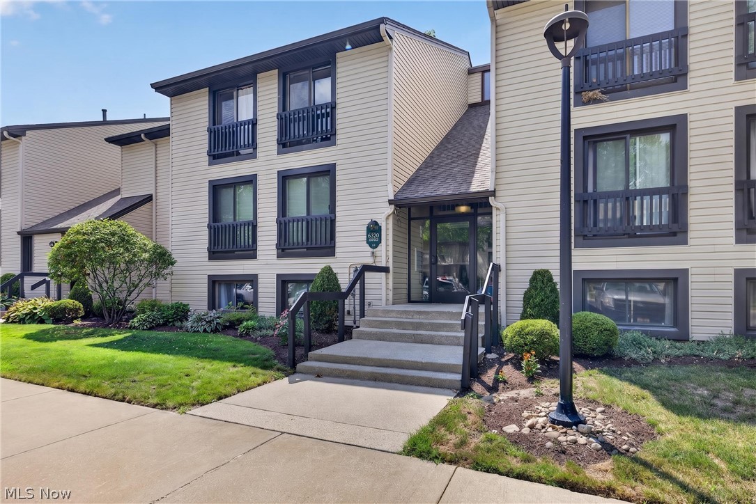 6320 Greenwood Northfield OH 44067