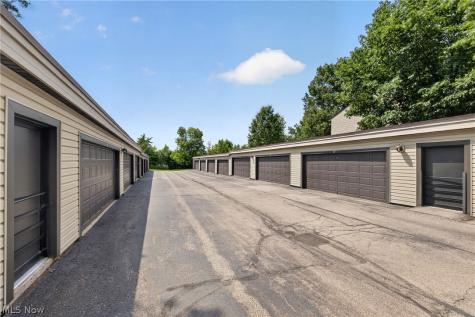 6320 Greenwood Northfield OH 44067