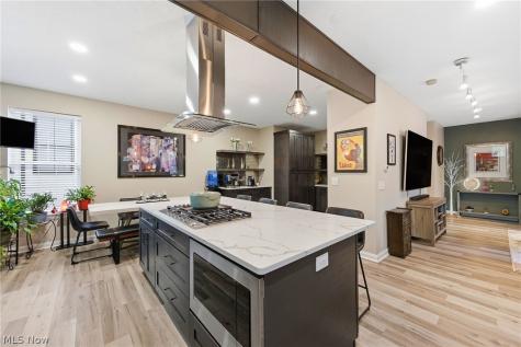 3897 Clinton Avenue Cleveland OH 44113