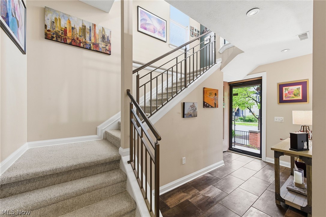 3897 Clinton Avenue Cleveland OH 44113