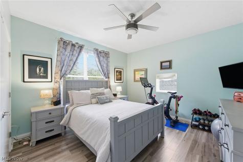 3897 Clinton Avenue Cleveland OH 44113