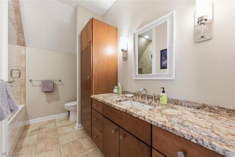 3897 Clinton Avenue Cleveland OH 44113