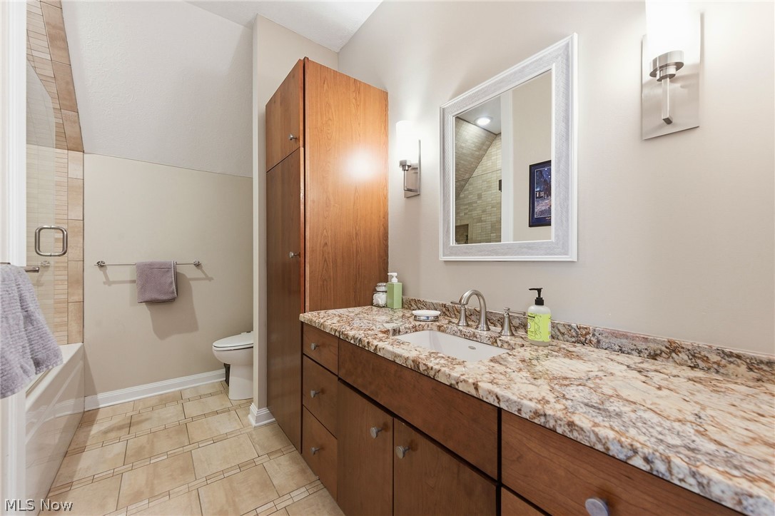 3897 Clinton Avenue Cleveland OH 44113