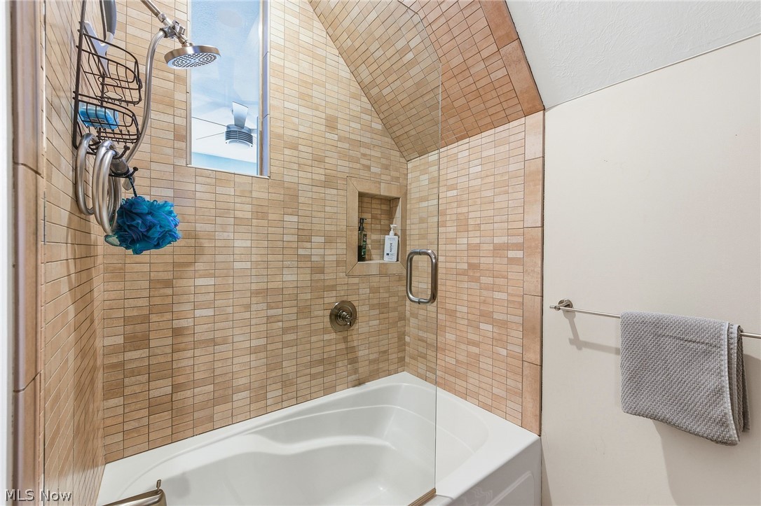 3897 Clinton Avenue Cleveland OH 44113