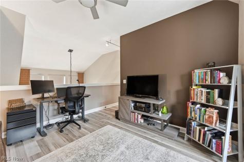 3897 Clinton Avenue Cleveland OH 44113