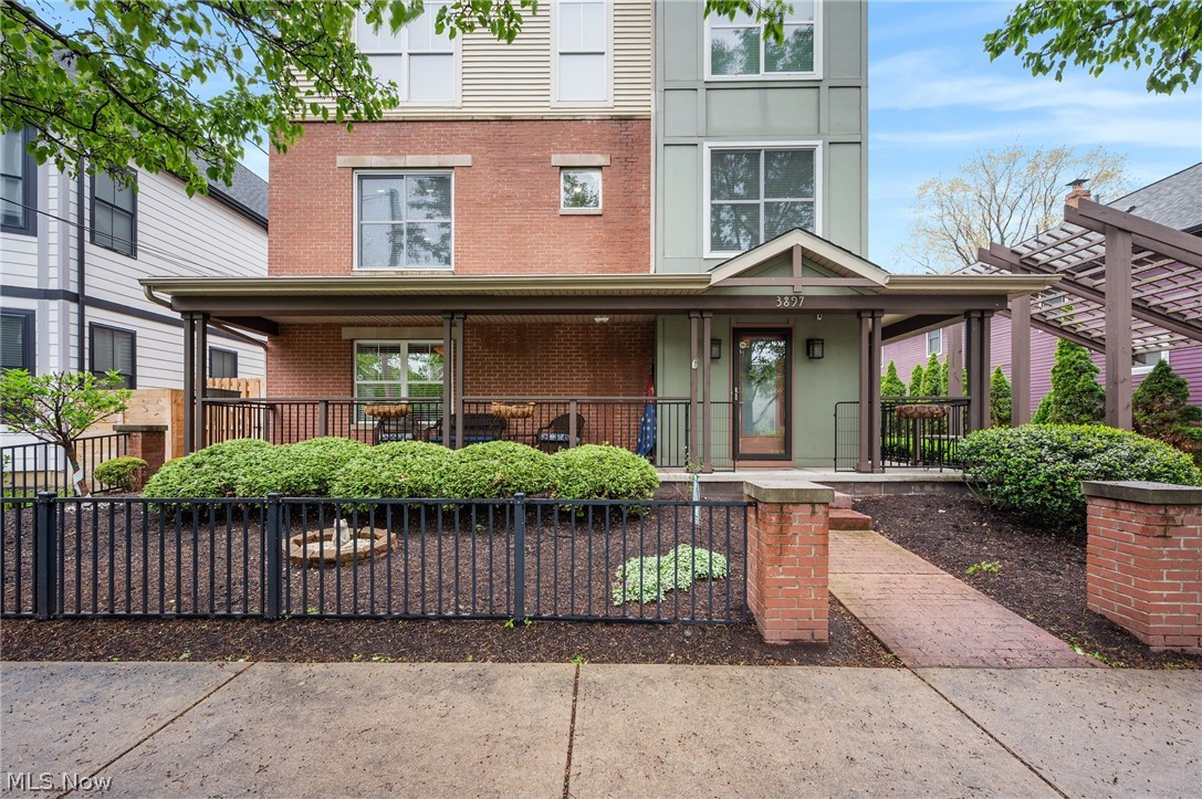 3897 Clinton Avenue Cleveland OH 44113