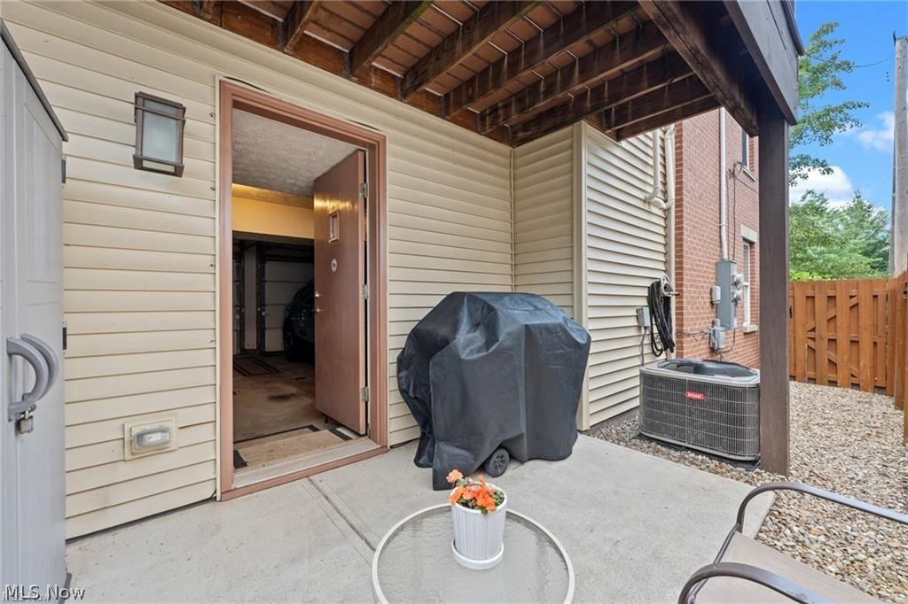 3897 Clinton Avenue Cleveland OH 44113