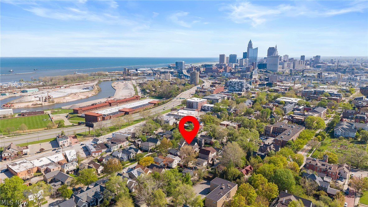 3897 Clinton Avenue Cleveland OH 44113