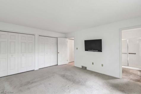 6813 Chaffee Court Brecksville OH 44141