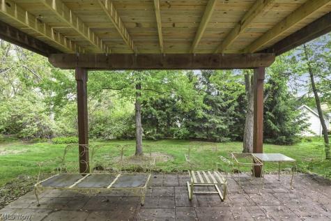 6813 Chaffee Court Brecksville OH 44141