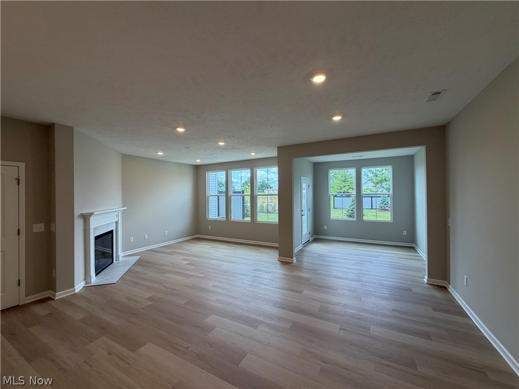 32743 Sandridge Run Avon Lake OH 44012