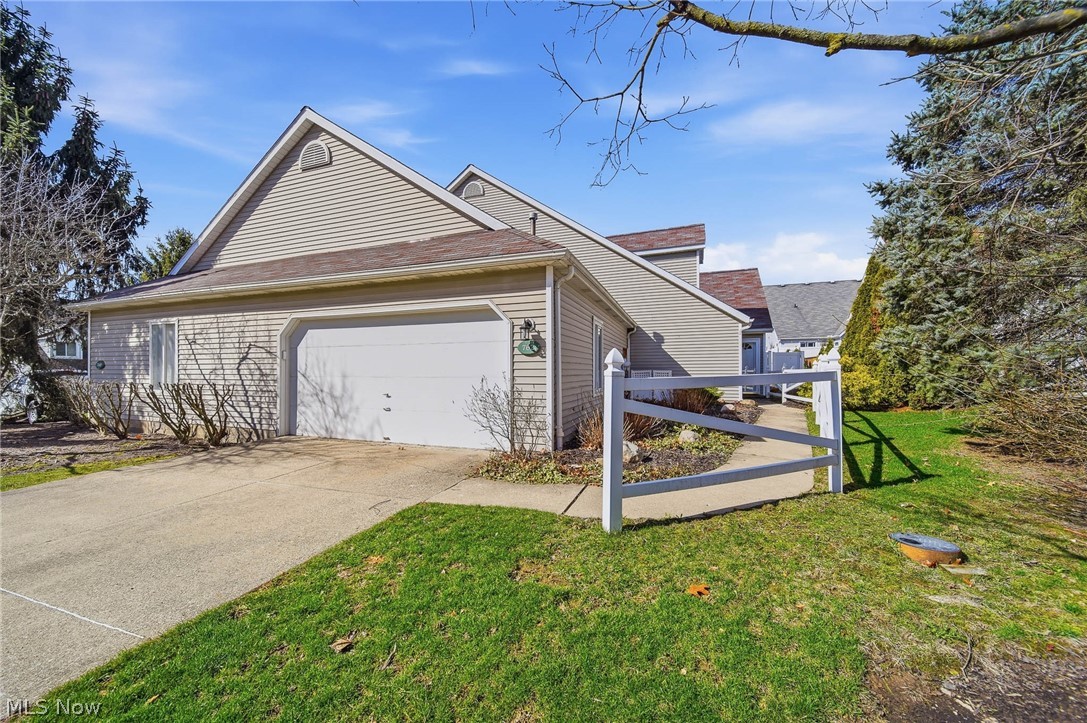 762 Hunters Trail Akron OH 44313