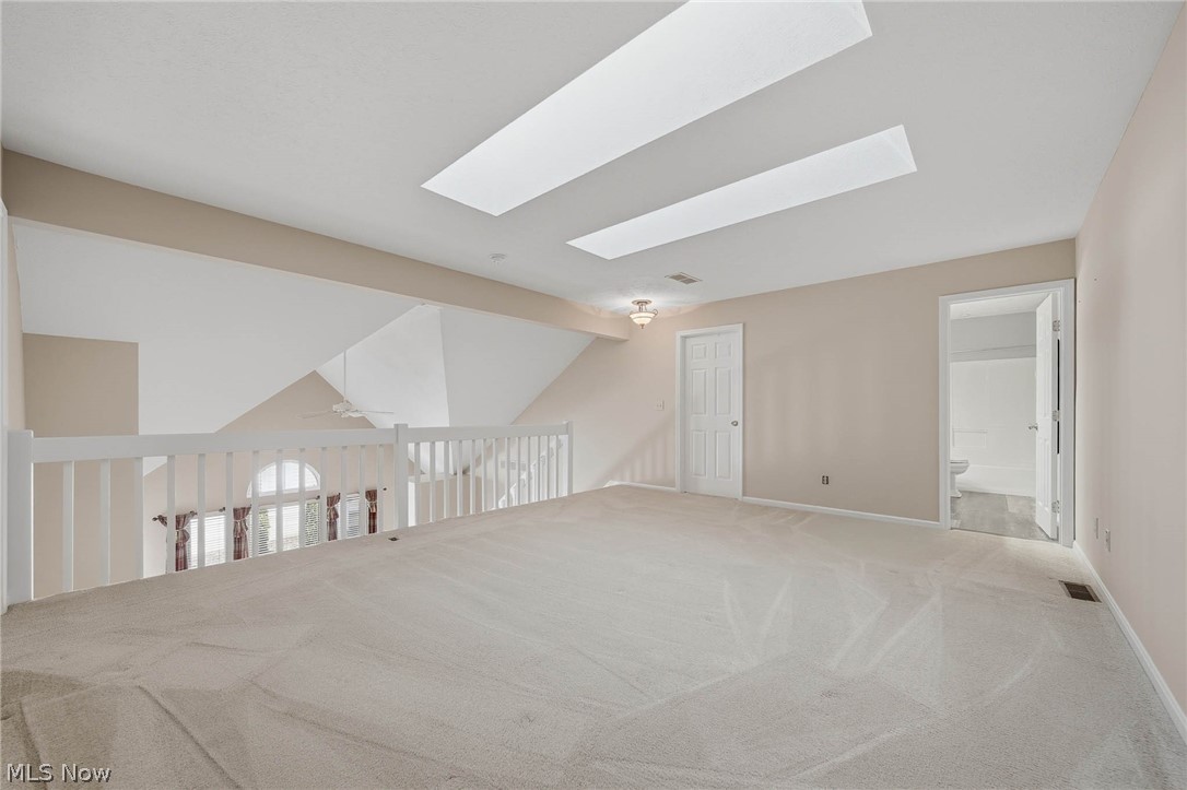 762 Hunters Trail Akron OH 44313