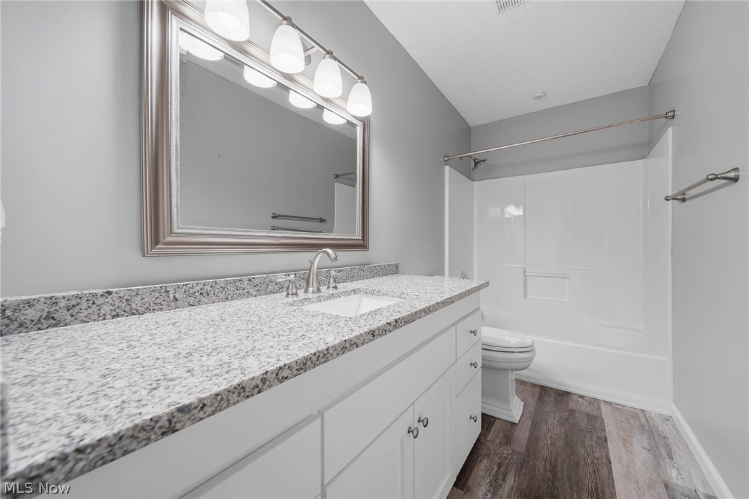 762 Hunters Trail Akron OH 44313