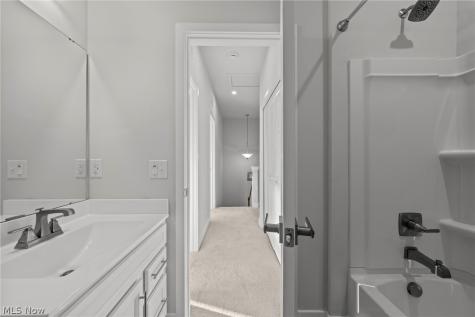 1377 Chateau Place Avon OH 44011
