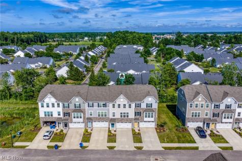 1377 Chateau Place Avon OH 44011