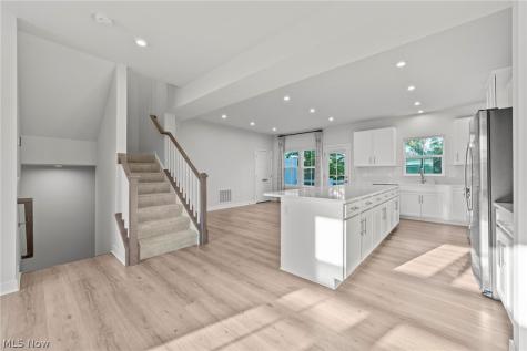 1377 Chateau Place Avon OH 44011