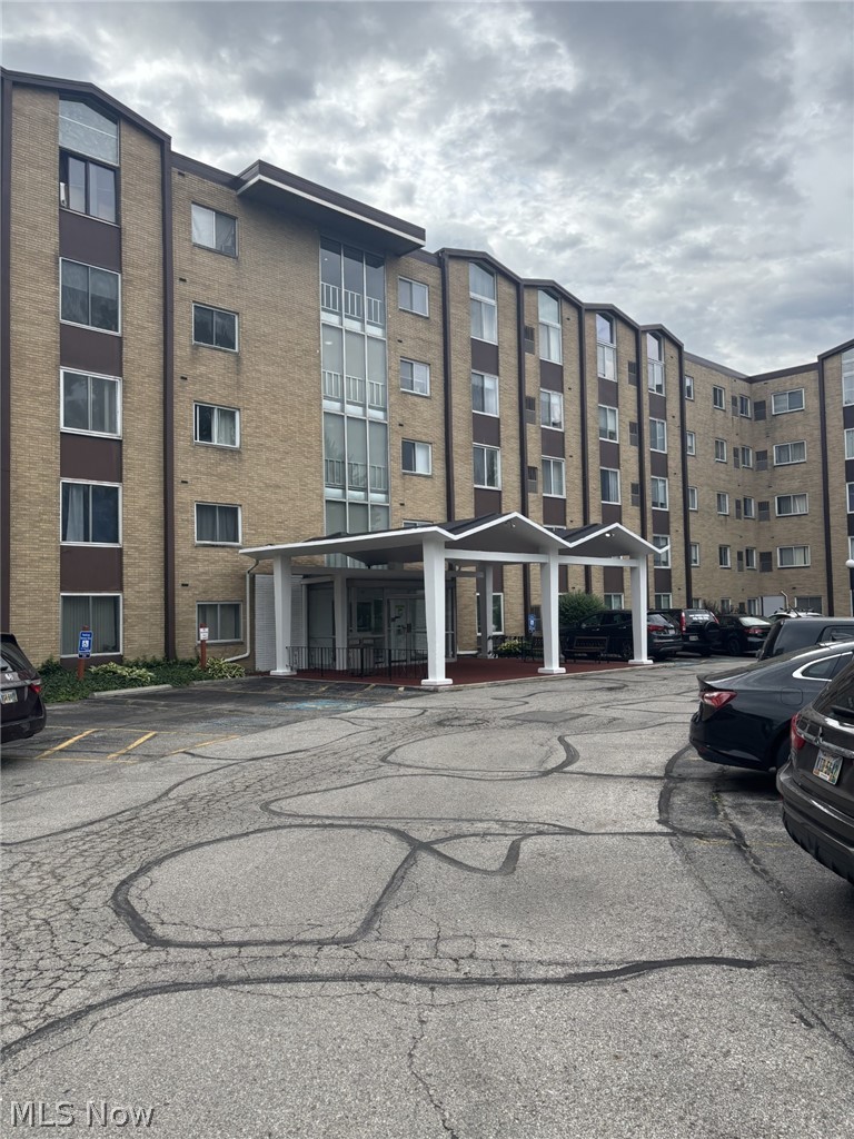 25735 Lorain Road North Olmsted OH 44070