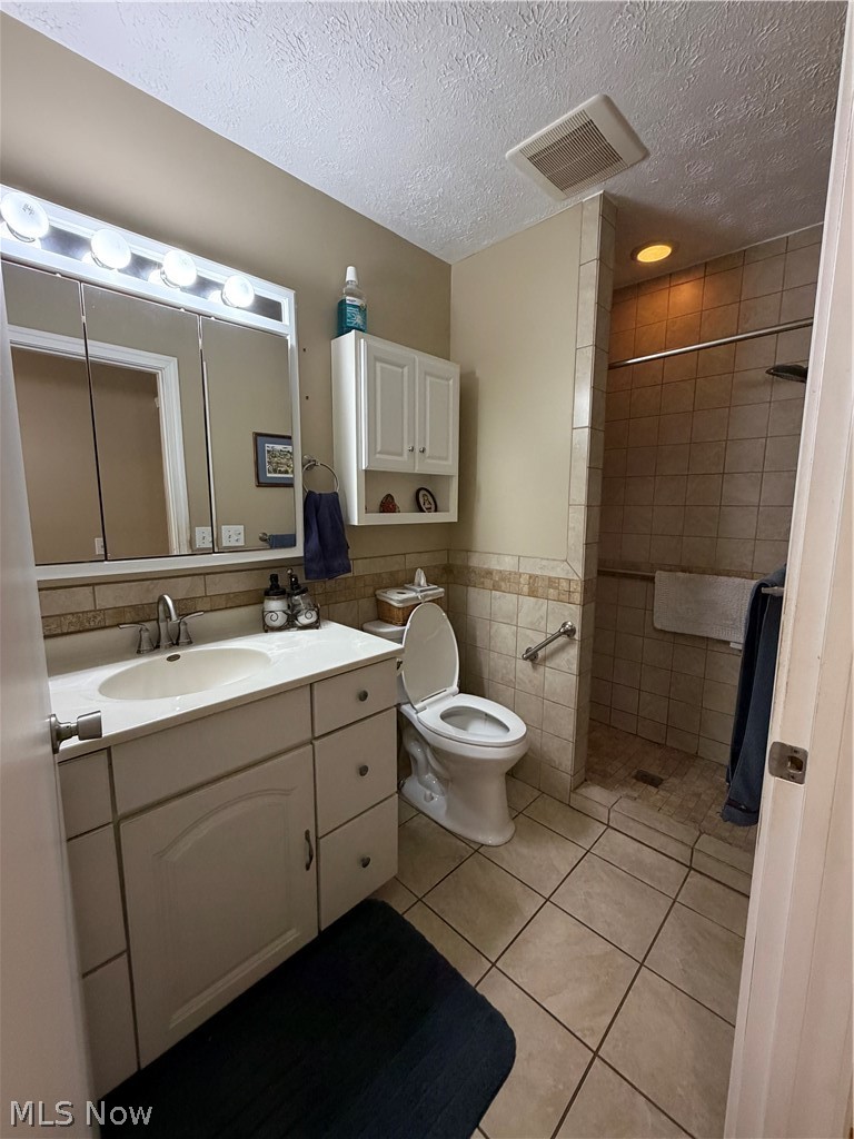 5240 Emil Avenue SW Navarre OH 44662