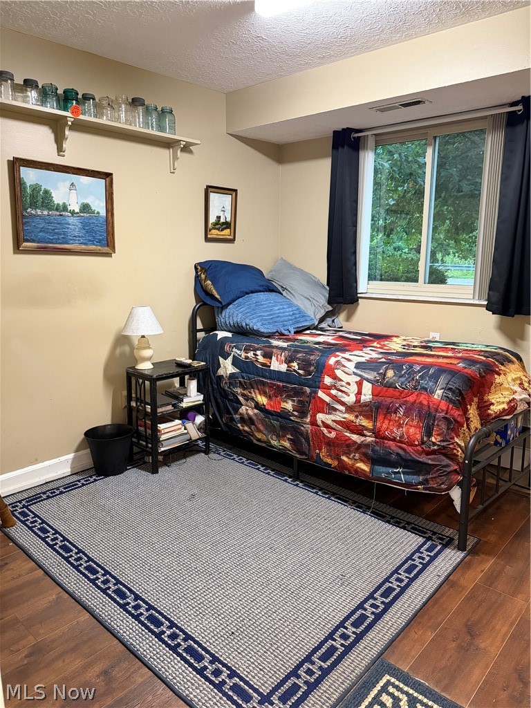 5240 Emil Avenue SW Navarre OH 44662