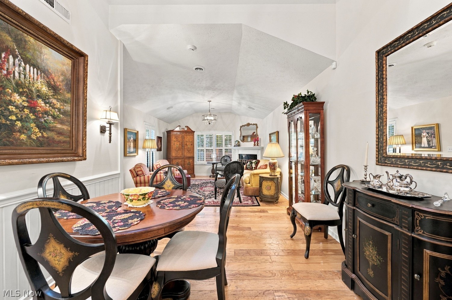 303 Cutler Lane Hudson OH 44236