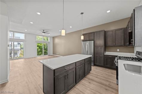 4707 Bridge Avenue Cleveland OH 44102