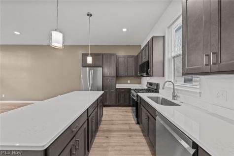 4707 Bridge Avenue Cleveland OH 44102