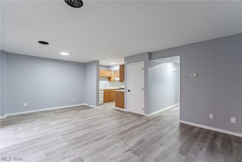 695 Carroll Street Akron OH 44304