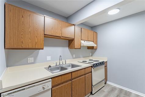 695 Carroll Street Akron OH 44304