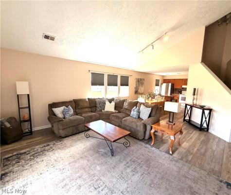 1551 Olympus Drive Kent OH 44240