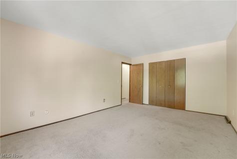 35007 S Turtle Trail Willoughby OH 44094