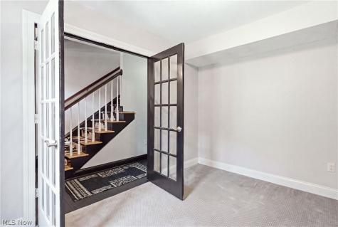 19942 Chagrin Boulevard Shaker Heights OH 44122