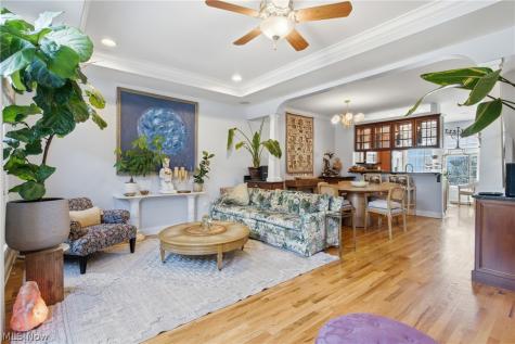 19942 Chagrin Boulevard Shaker Heights OH 44122