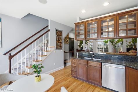 19942 Chagrin Boulevard Shaker Heights OH 44122