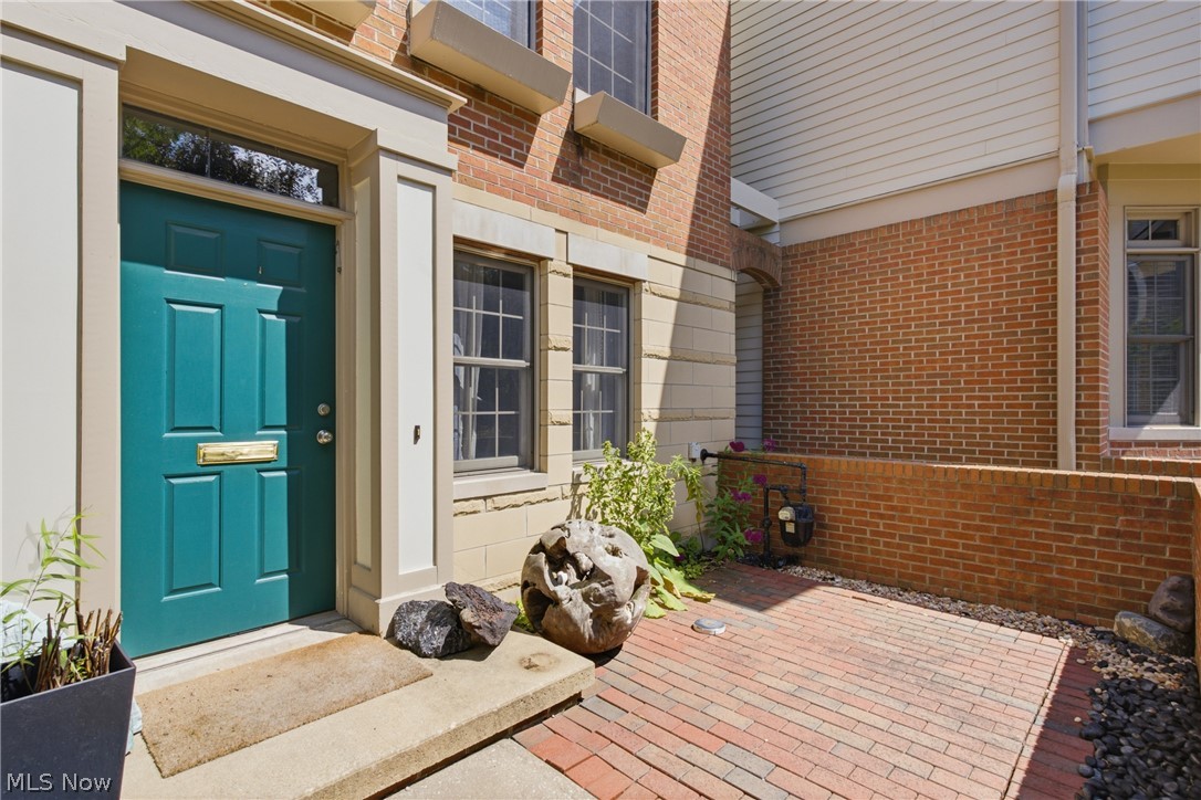 19942 Chagrin Boulevard Shaker Heights OH 44122