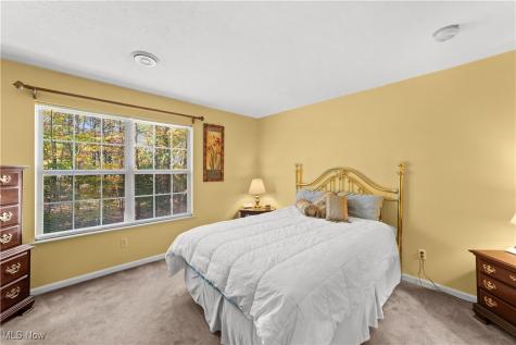 1986 W Reserve Circle Avon OH 44011