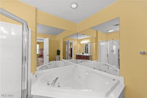 1986 W Reserve Circle Avon OH 44011