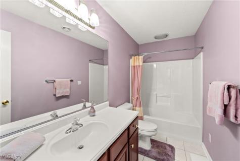 1986 W Reserve Circle Avon OH 44011